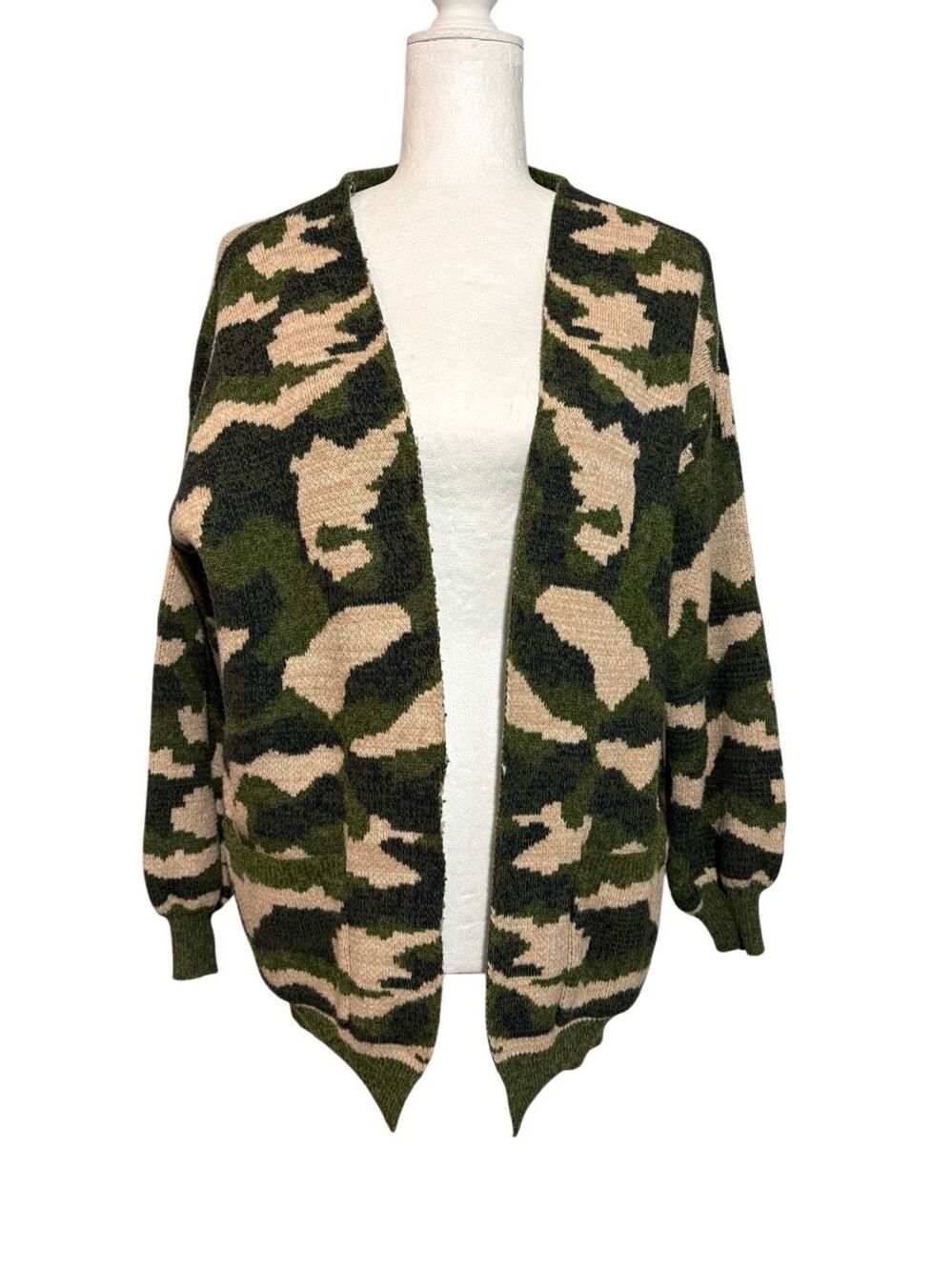 &Merci open front oversized camouflage sweater with pockets - M